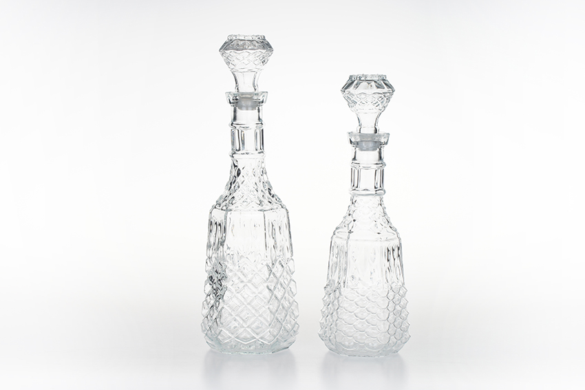 852101 1000ml Carved Transparent Glass Decanter-1