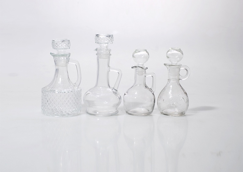 852801 500ML Transparent Glass Decanter(1)