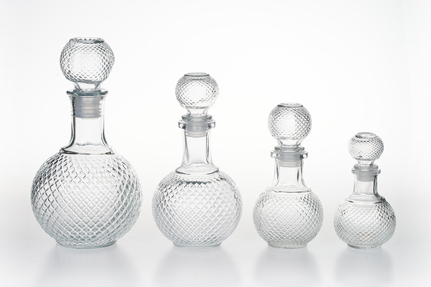 8508 1L Transparent Glass Decanter-1