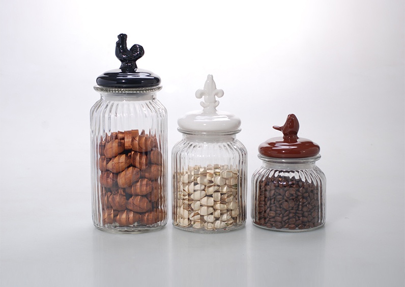 Glass Storage Jars With Airtight Lids (1)
